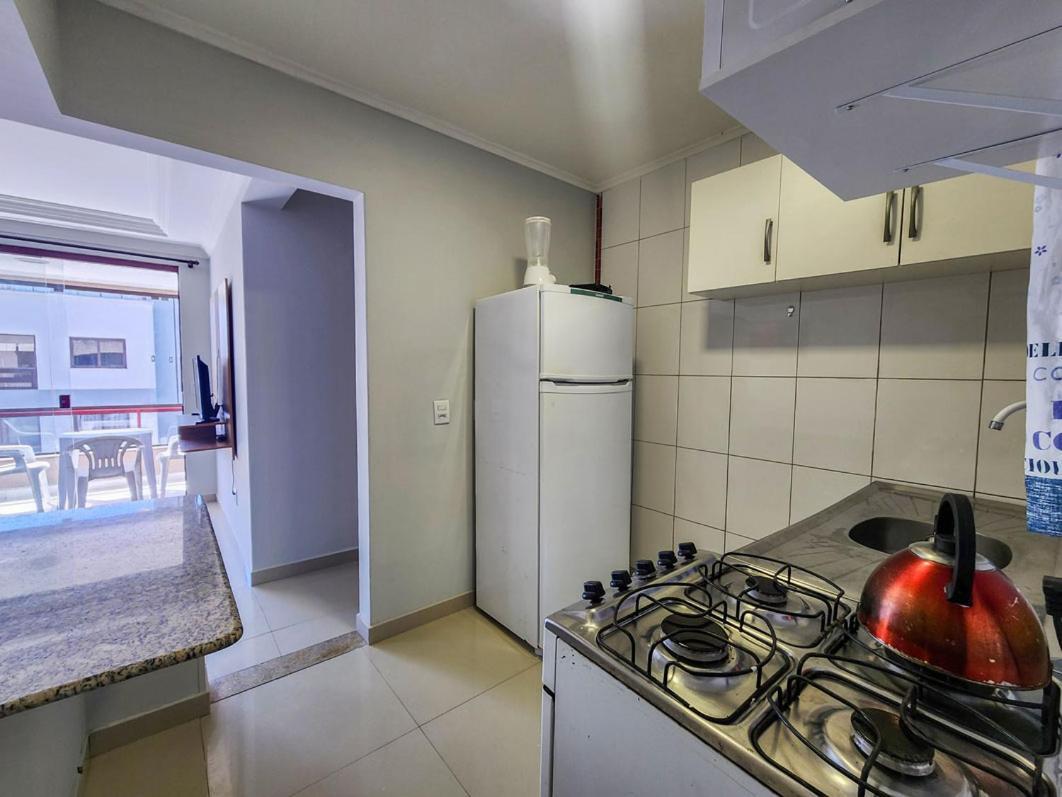 Apto El Shadday 301 Cento E Cinquenta Metros Do Mar Бомбиньяс Экстерьер фото